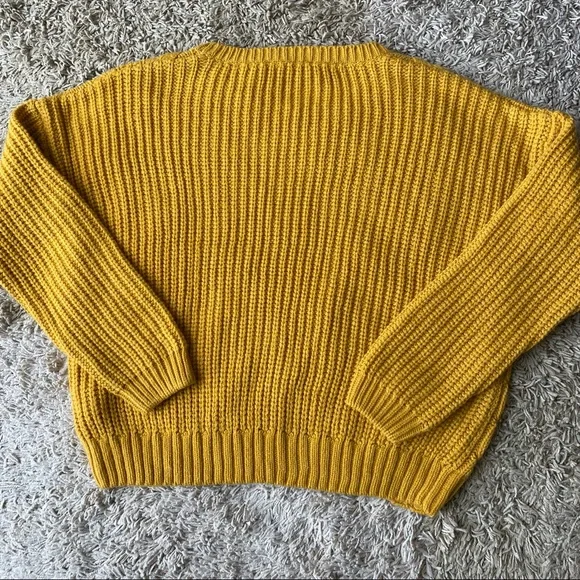 Women's Tally WeiJL Turmeric Crew Neck Knit Braided Cable Sweater - Picture 4 of 6